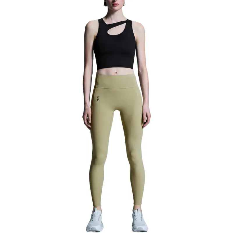 On SS25 Athletic Trousers Women's Caper-1