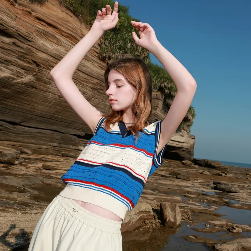 3COLOUR Knitwear Women's Marine Blue Stripe-4