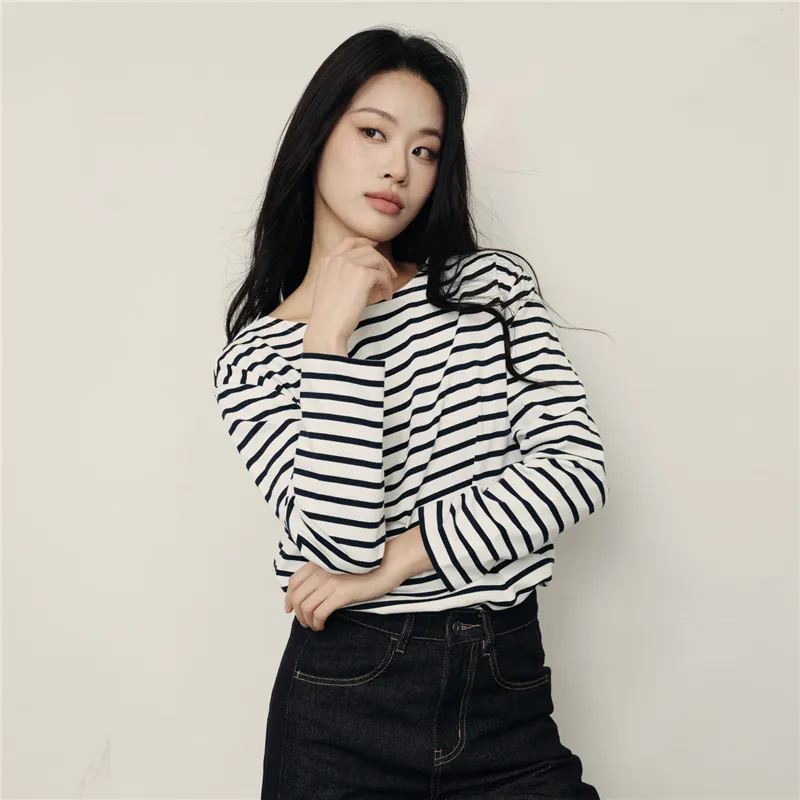 UNIQLO T Shirts Women's-10