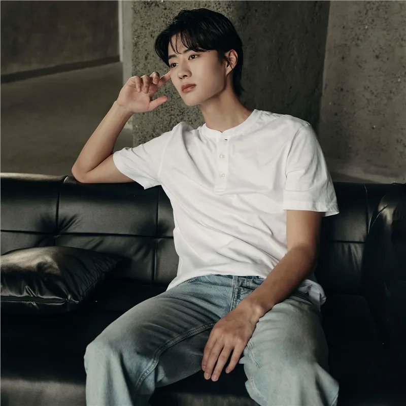UNIQLO T Shirts Men-9