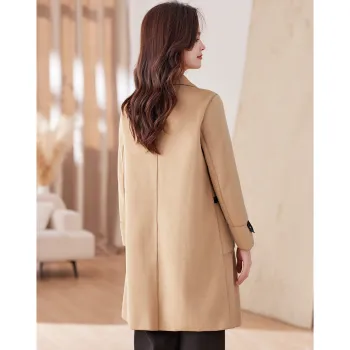 Like The Age Of Water Coat Women's Khaki