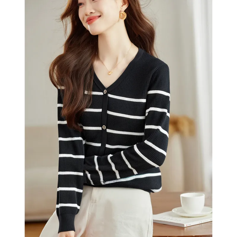 Love Elaine Knitwear Women's-2