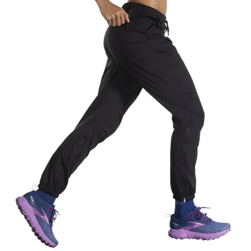 Brooks Casual Pants Women's Black-3