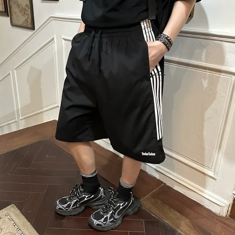 Undersober Casual Shorts Unisex Black-3