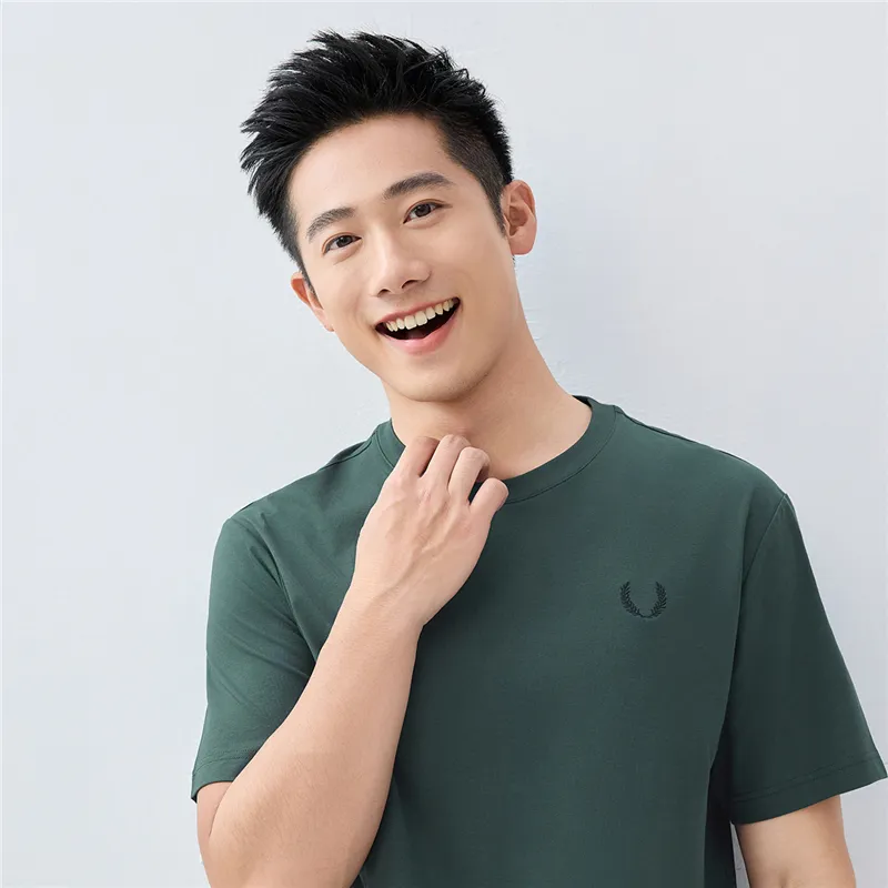 UNIQLO T-Shirts Men-17