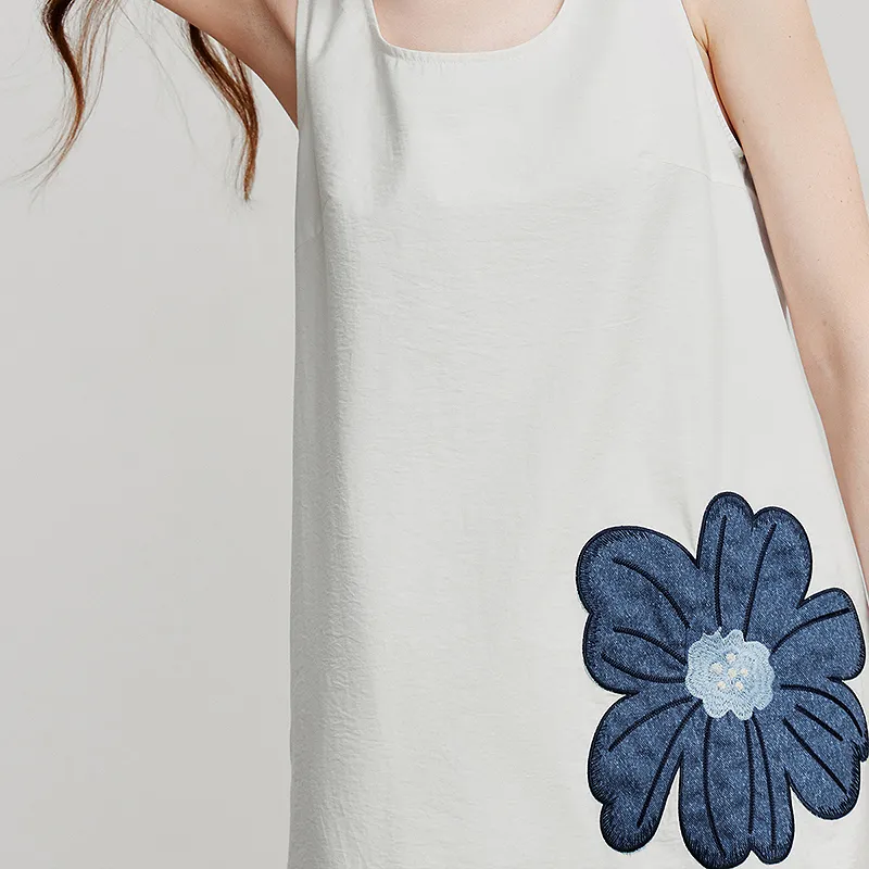 Initial Language Sleeveless Dress Women's-10