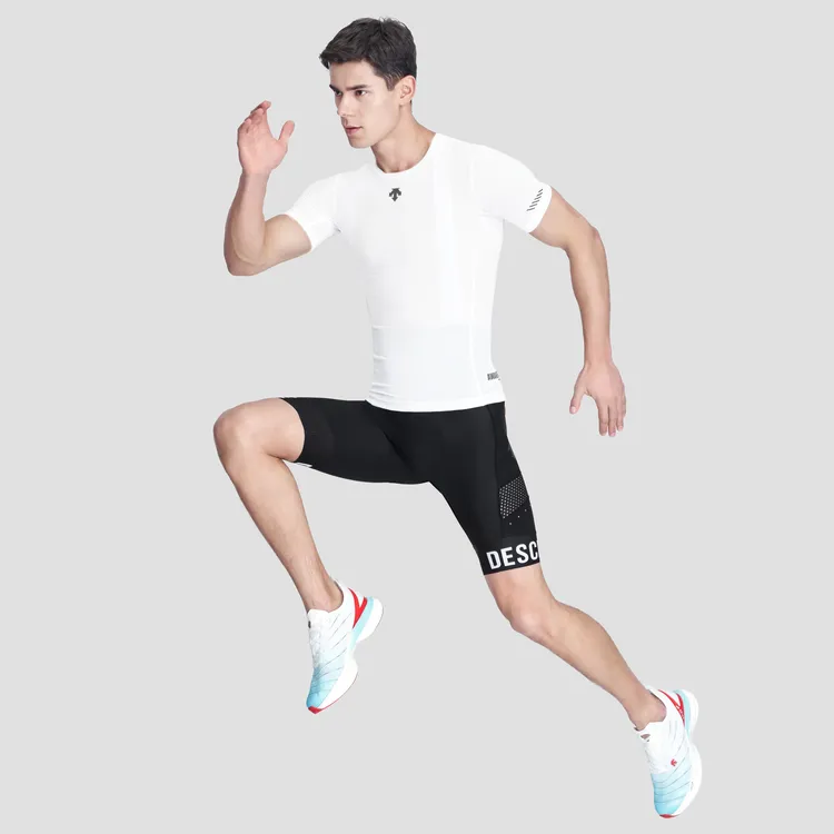 DESCENTE Dyson AWAKEN Wind Resistant Running Series T Shirts Men WT White-2