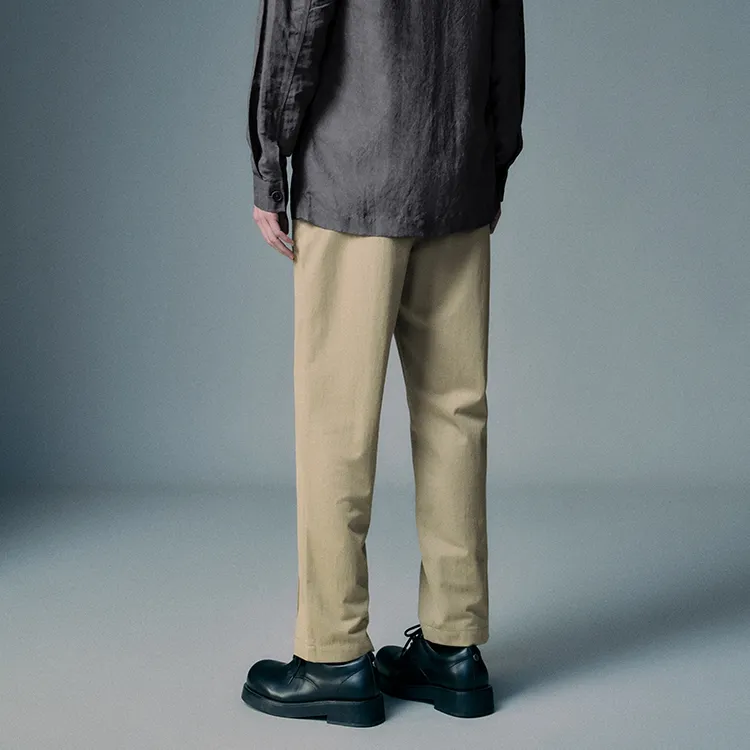 URBAN REVIVO Casual Pants Men Khaki Green-3