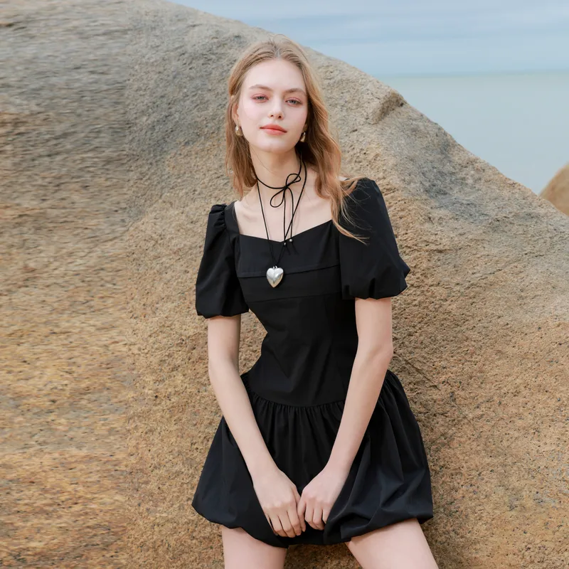 3COLOUR Short Sleeved Dress Women's Classic Black-4