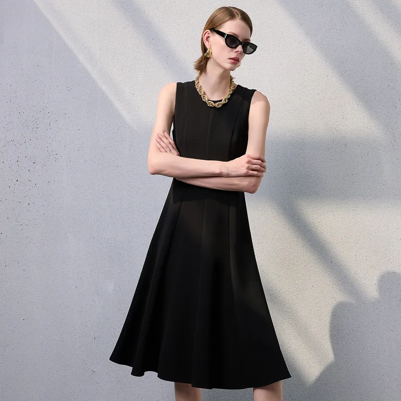 3COLOUR Short Sleeved Dress Women's Classic Black-5