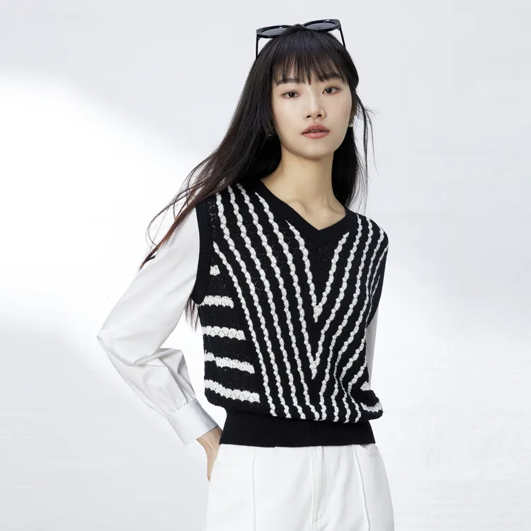 SHUIYUNJIAN Sweater Women's Black Stripes-3