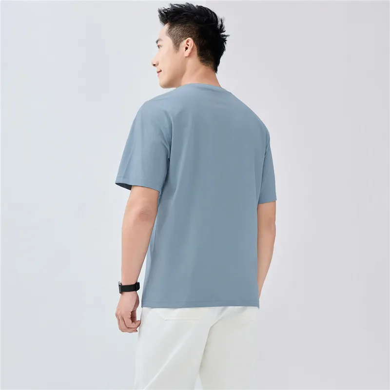 UNIQLO T-Shirts Men-26