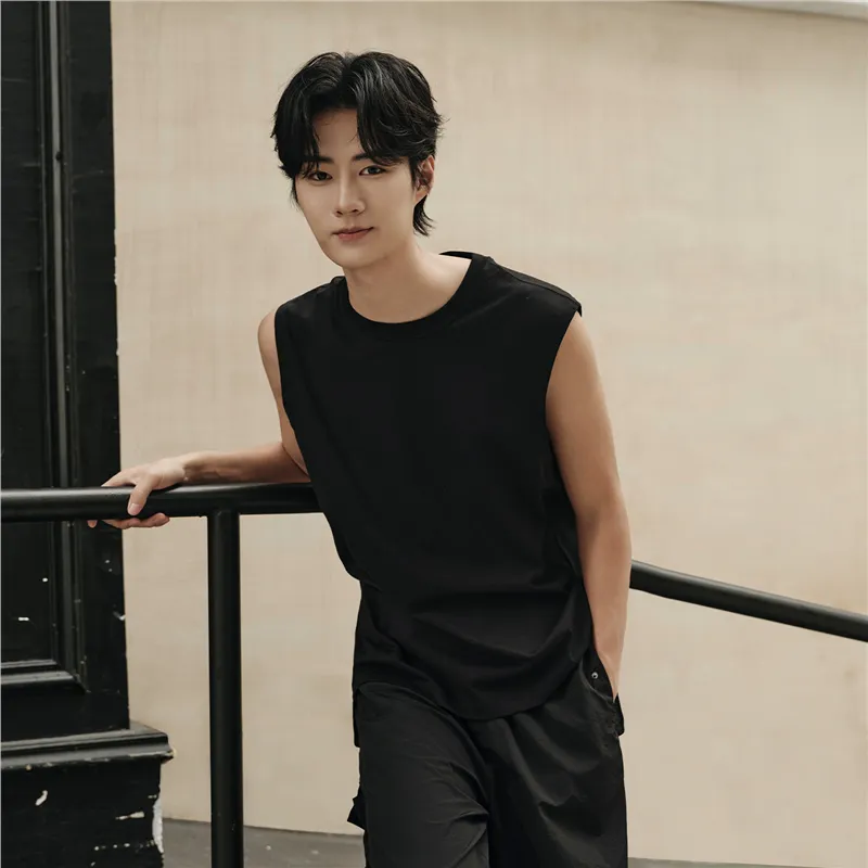 UNIQLO Tank Tops Men-5
