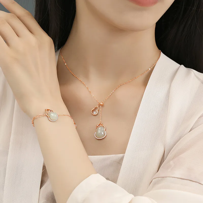 Royal Heaven's Choice Hetian Jade Pale Greenish White Jade Unisex-2