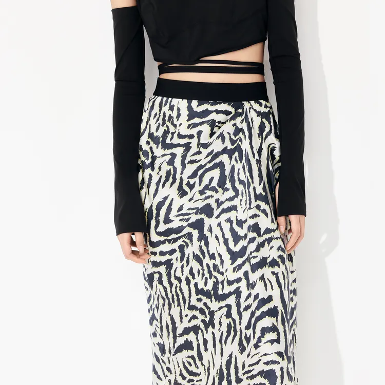 MO&CO Casual Long Skirts Women's Two Tone Tiger Print-5