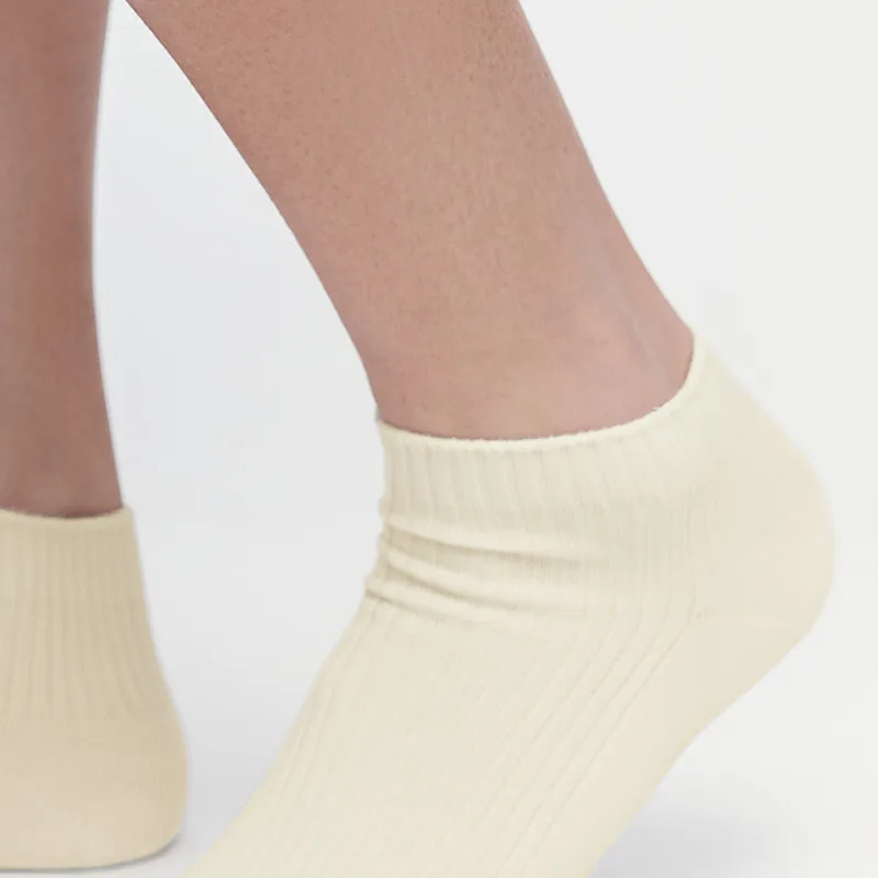 NEIWAI Mid Calf Socks Women's 1 Pack Light Beige-3