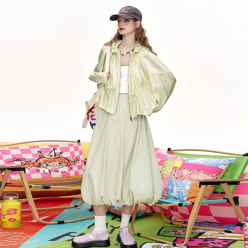 ELF SACK Cropped Coat Women's Shimmering Light Green-2