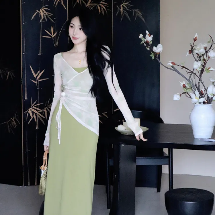 HeartyBite Skirt Set Women's Apricot External Shirt+Green Camisole Dress-2