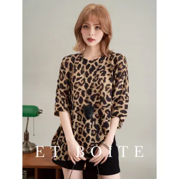 FAWENXIANGZI T Shirt Women's Dark Khaki Leopard Print