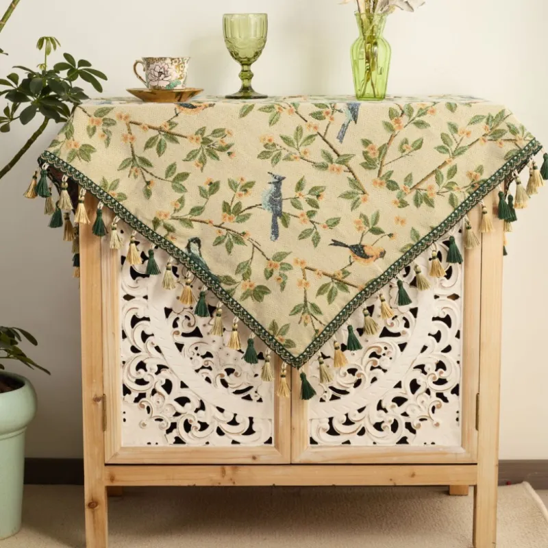 Spinning Autumn Pie Tablecloths-2