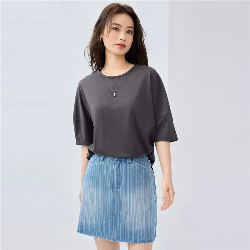UNIQLO T Shirts Women's-9