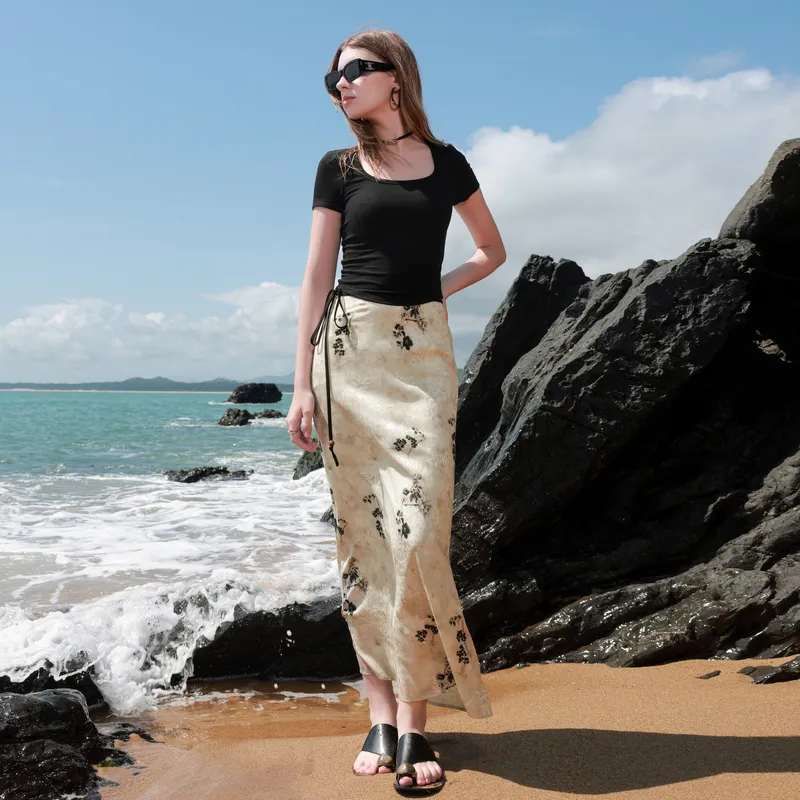 3COLOUR Casual Long Skirt Women's Pea Green Floral-5
