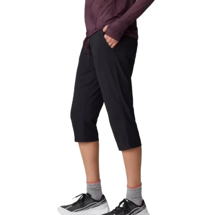 MOUNTAIN HARDWEAR Casual Shorts Women's-13