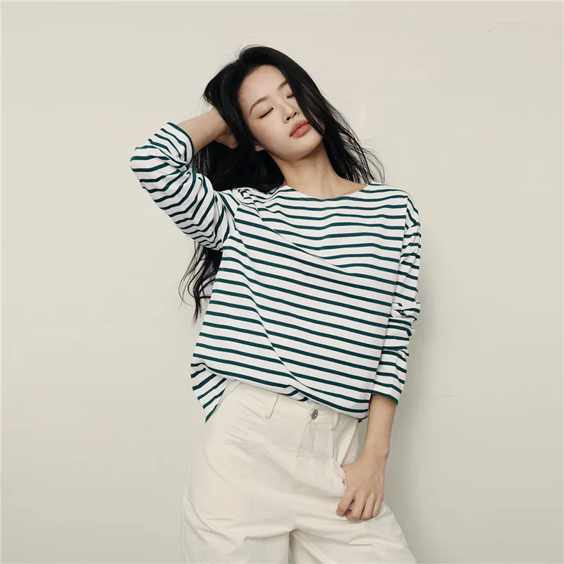UNIQLO T Shirts Women's-4