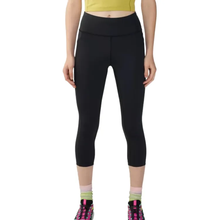 MOUNTAIN HARDWEAR Casual Shorts Women's Black-1