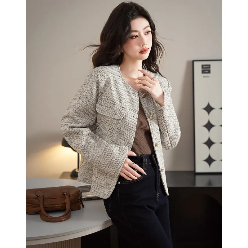 TERRE BLEUE Cropped Coat Women's White-2