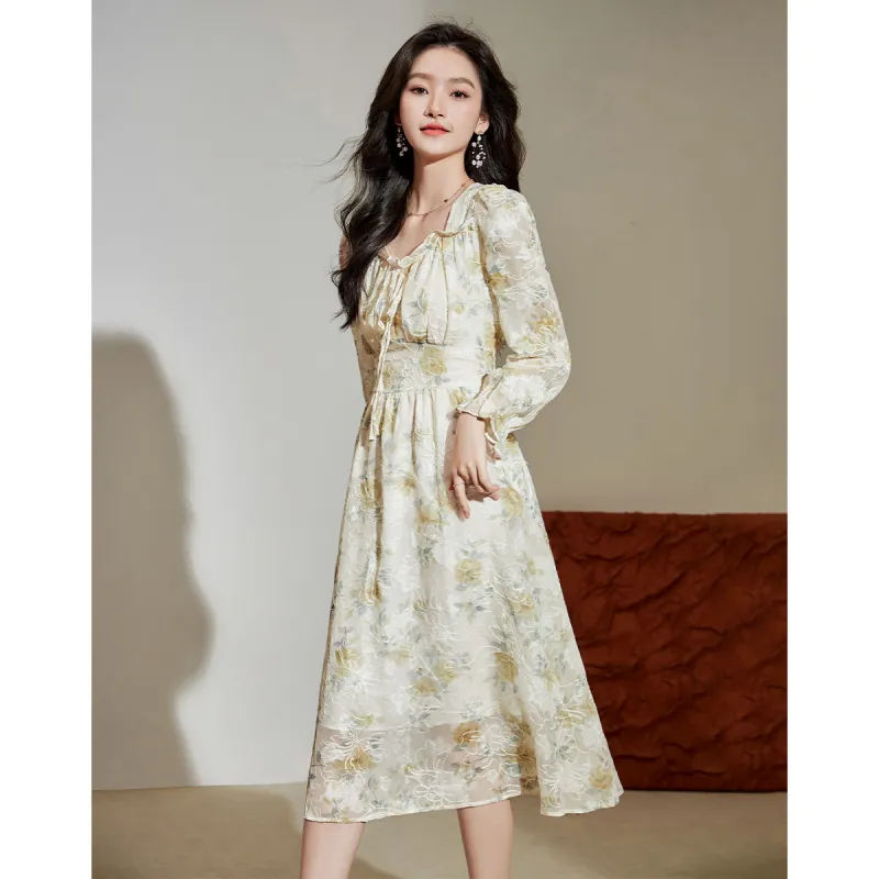 Love Elaine Long Sleeved Dress Women's Apricot-5