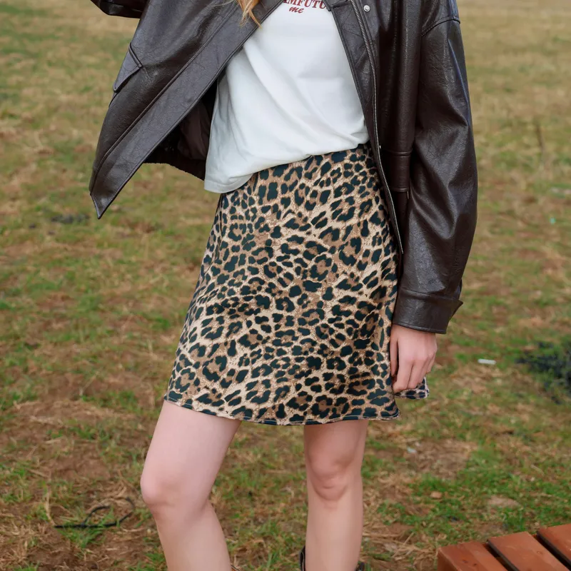 3COLOUR Casual Short Skirts Women's Khaki-2
