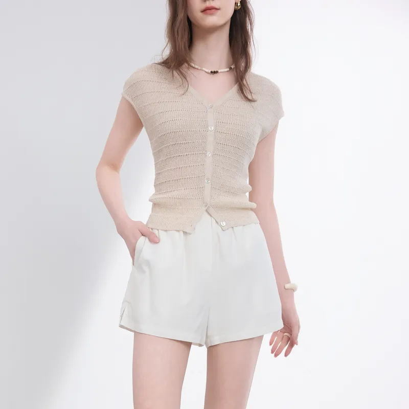 3COLOUR Casual Shorts Women's Ecru-6