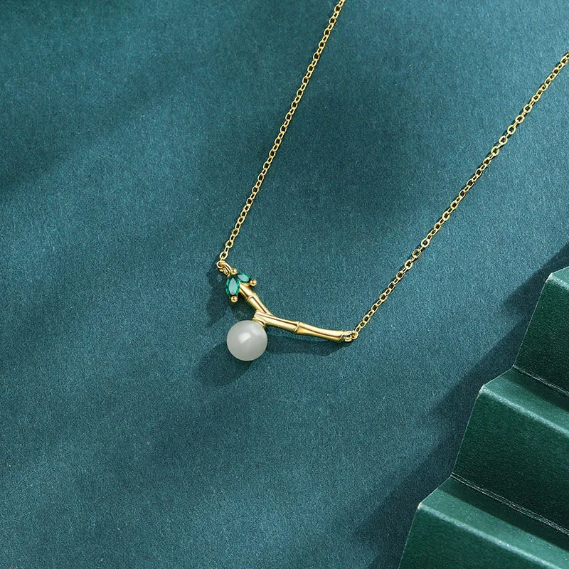 Royal Heaven's Choice Necklaces Pale Greenish White Jade Unisex-3