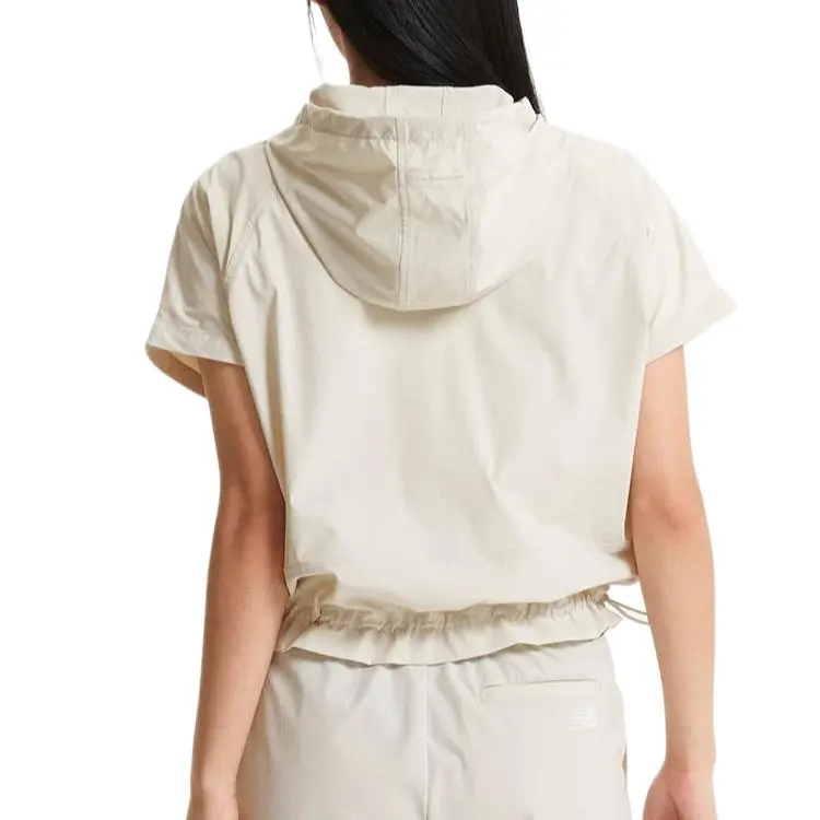 New Balance WOMENFROZEN SS25 Jacket Women's Light Beige-3