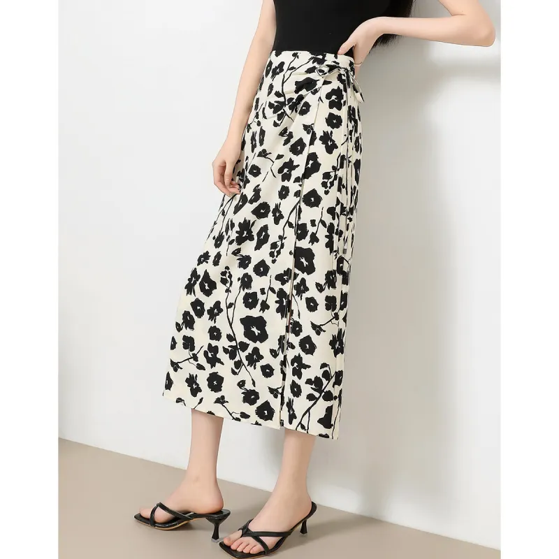 Like The Age Of Water Casual Long Skirt Women's Apricot-2