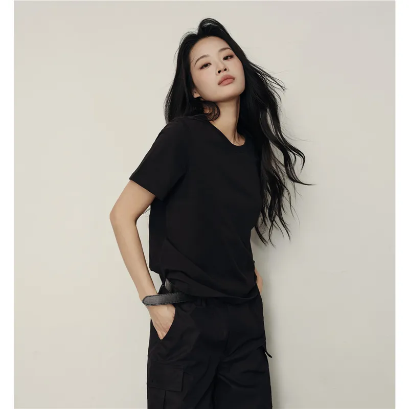 UNIQLO T Shirts Women's-12