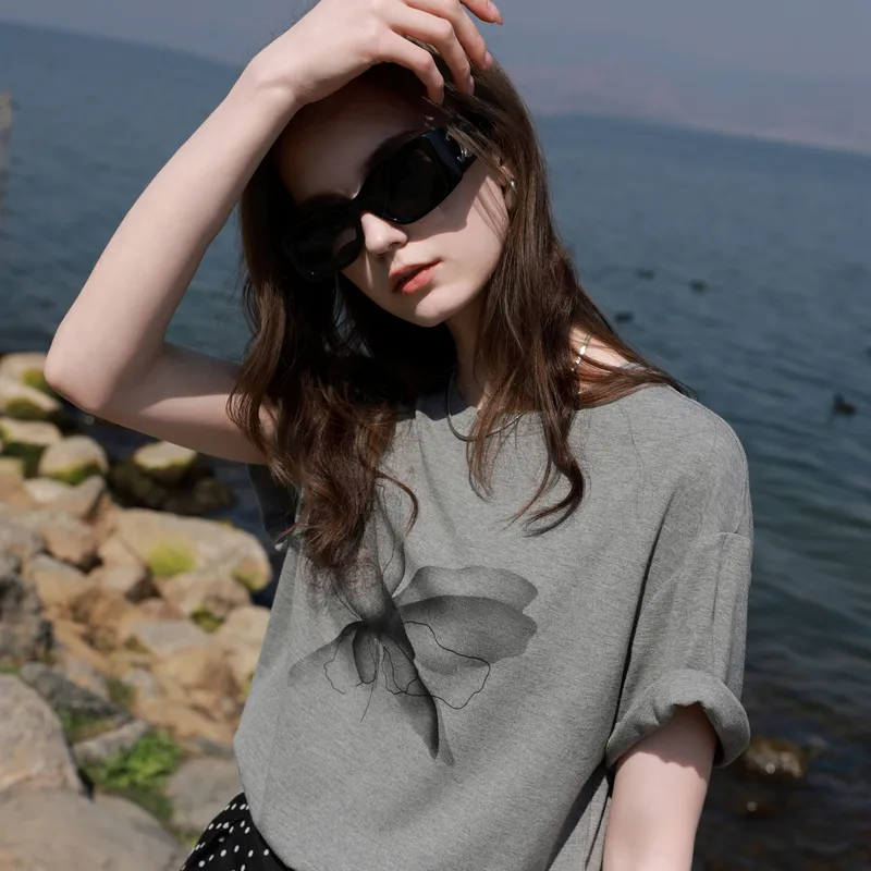 3COLOUR T Shirts Women's Stone Gray-2
