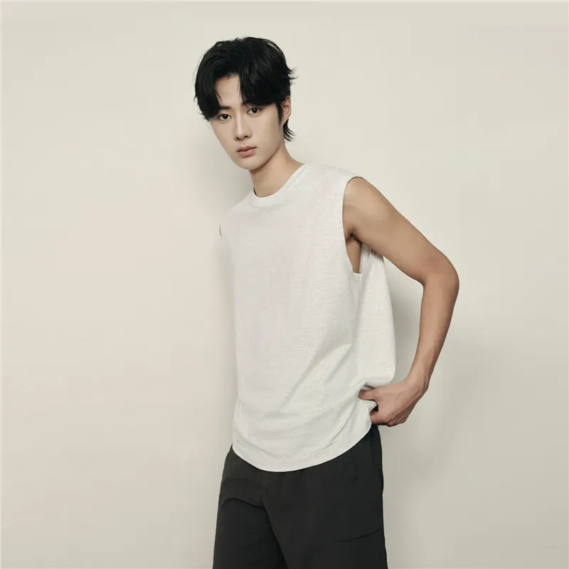 UNIQLO Tank Tops Men-18