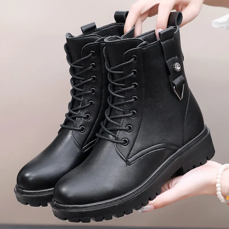 EGCHI Crew Martin Boot Unisex Black-1