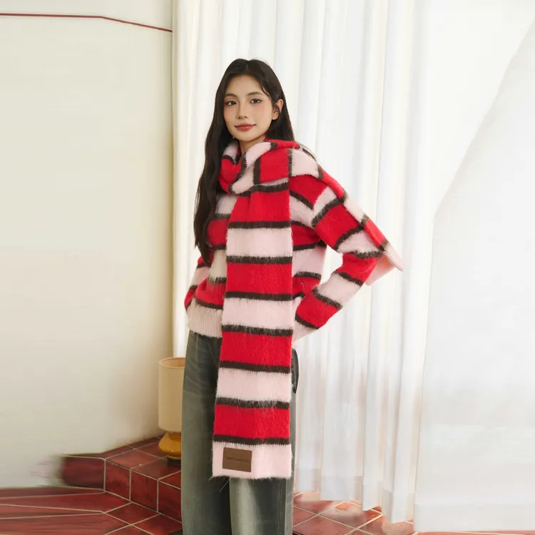 Three Quarters Sweater Women's Pink-5
