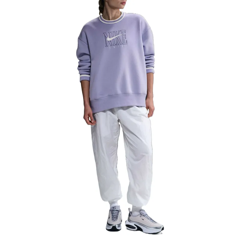 Nike Sportswear Phoenix Fleece Women's Oversized Graphic Crew Neck Sweatshirt-1