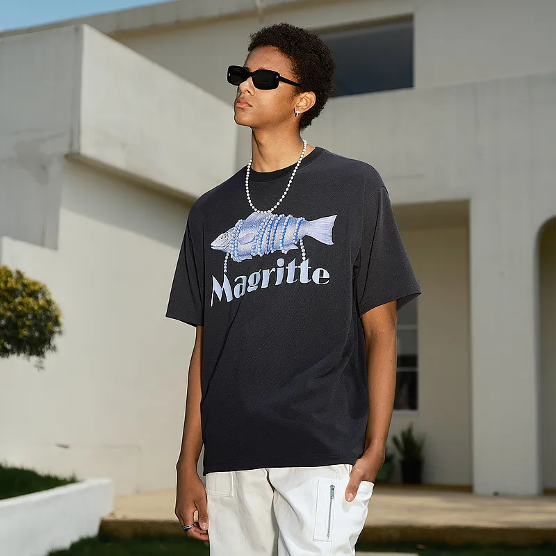 René Magritte X Lilbetter X Margaret Co-branded Series T-Shirts Unisex Dark Gray-4