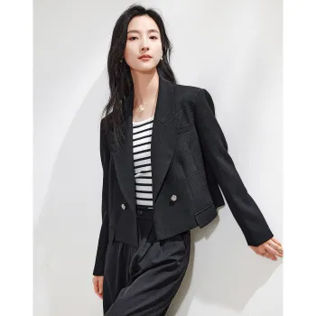 Like The Age Of Water Spring, Winter Velvet feel Coat Straight Women's Black