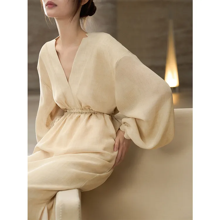 COMMON VALUE 'Zen Pāra' Long Sleeved Dress Women's-2