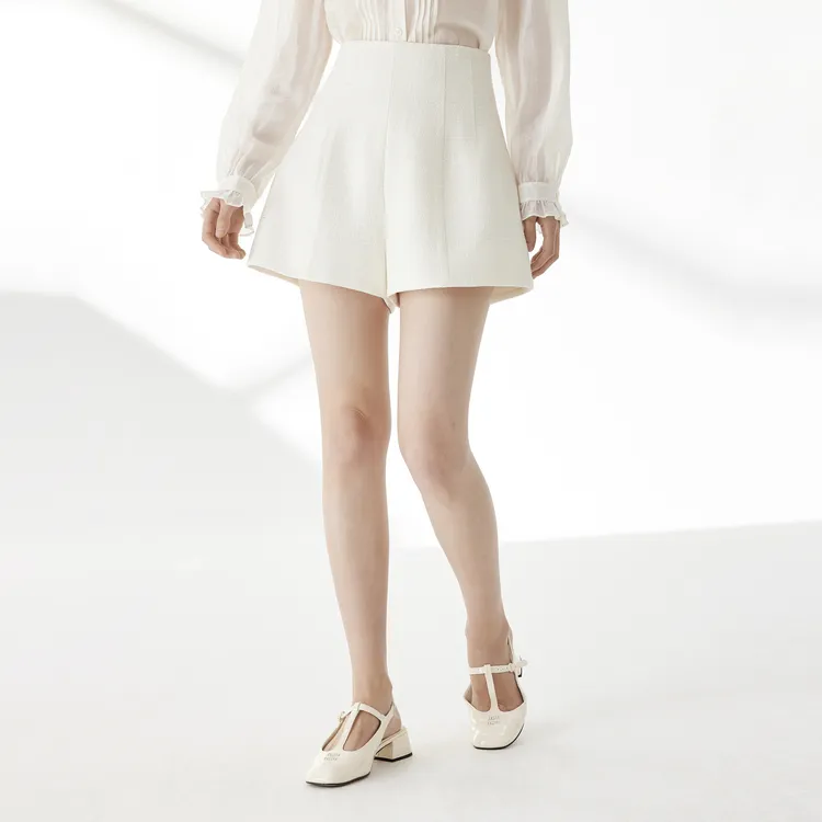 SHUIYUNJIAN Casual Shorts Women's Beige Apricot-2