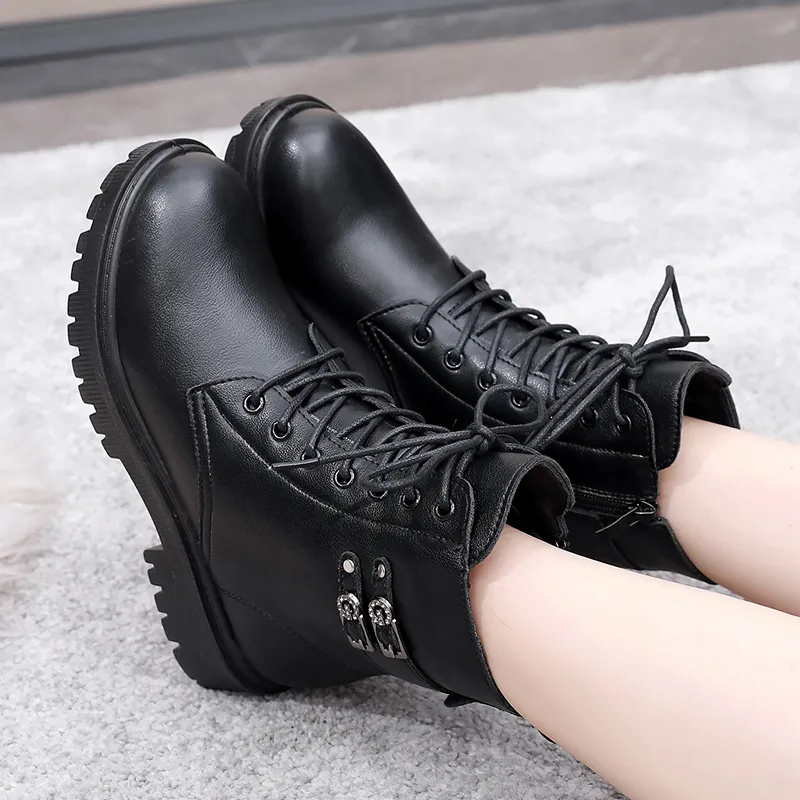 Captain Illy Short Martin Boot Unisex Black-1