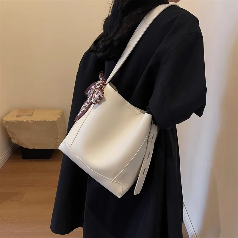 HCXK PU Shoulder Bag Tote Women's Multicolor-4