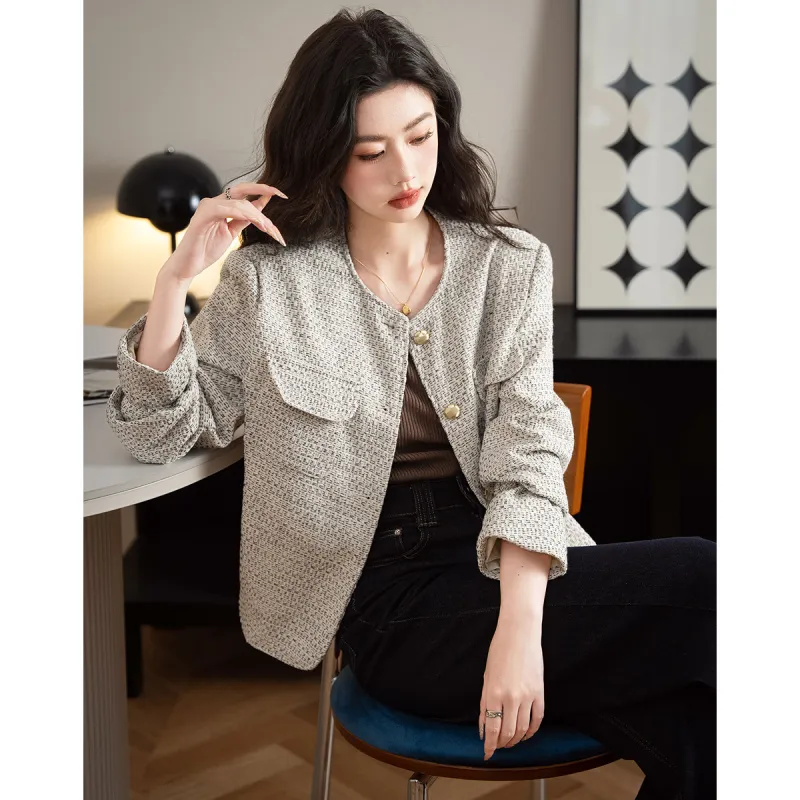 TERRE BLEUE Cropped Coat Women's White-4