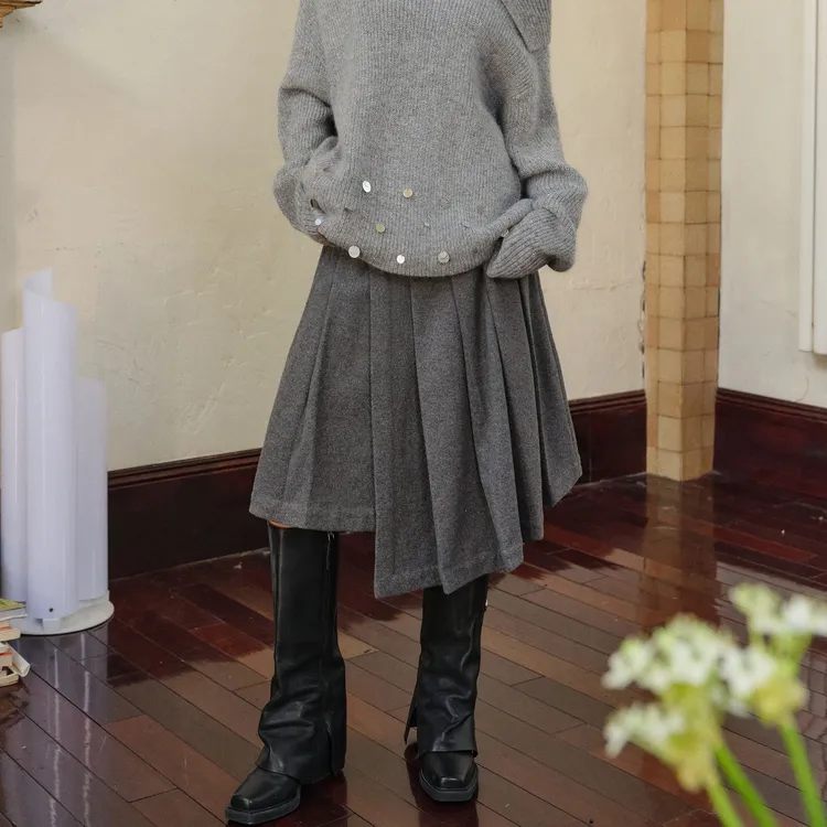 Three Quarters Casual Short Skirts Women's Gray-2
